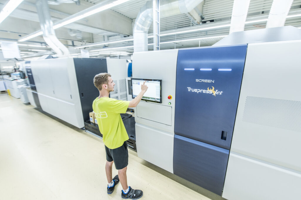 dieParmadrucker, der Spezialist für Inkjet-Farbdruck auf dünnem Papier